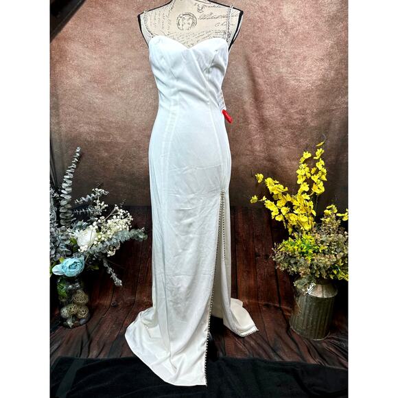 Mac Duggal Sweetheart Evening Gown w/Rhinestone Accents White 2 - Picture 8 of 16